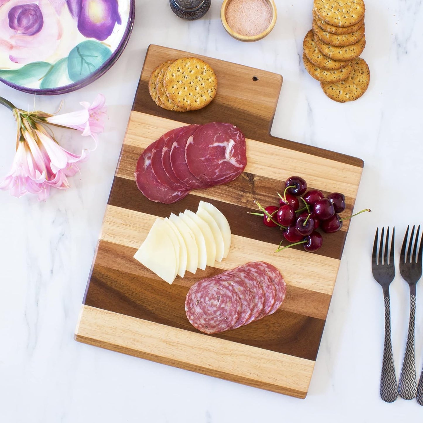 Rock & Branch Shiplap Series Utah State Shaped Wood Cutting Board and Charcuterie Serving Platter, Includes Hang Tie for Wall Display 14-3/8" X 8" X 5/8"