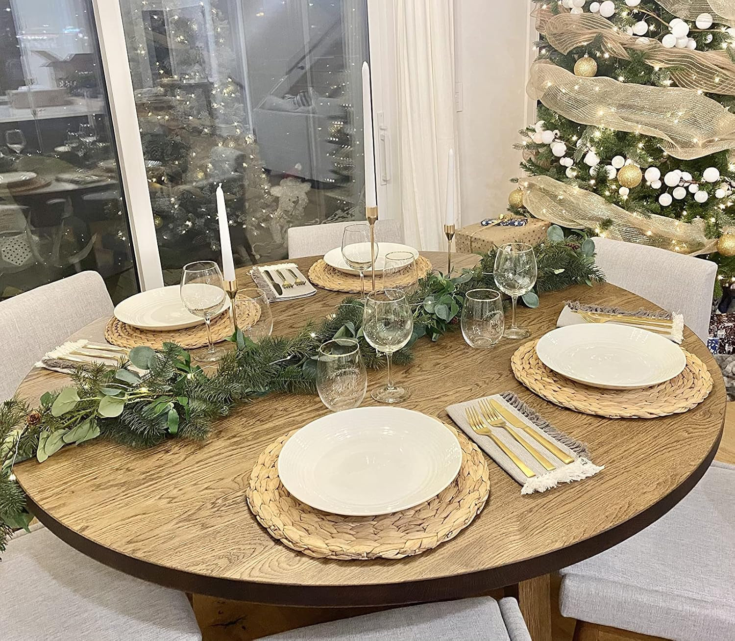 4 Pack round Woven Placemats, 11.8 Inches Plate Chargers Natural Wicker Placemats Water Hyacinth Straw Braided Tablemats Rattan Tablemats Rustic Weave Placemats for Dining Table