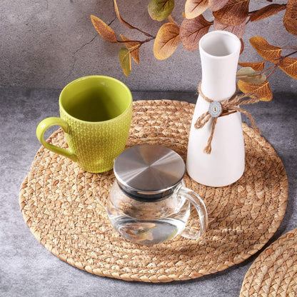 Round Woven Placemats, 13'' Plate Chargers Heat Resistant Non-Slip Water Hyacinth Weave Place Mats Farmhouse Straw Braided Rattan Tablemats Wicker Placemats for Dining Table Decor Set of 6