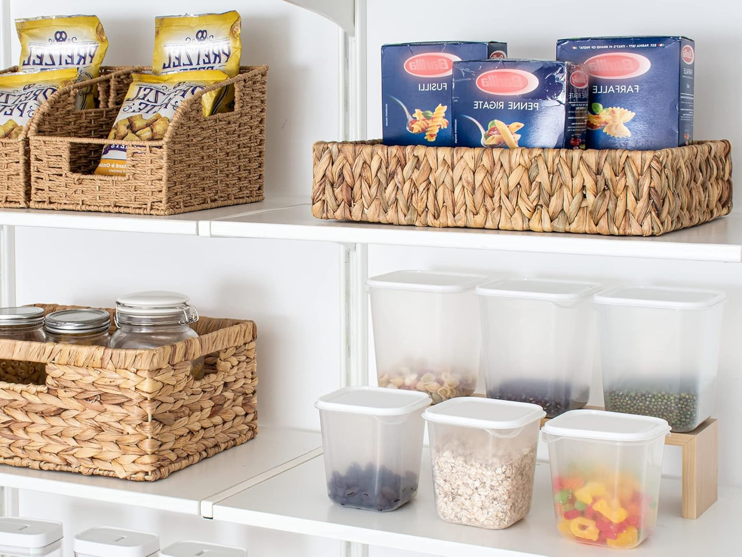 Large Water Hyacinth Tray for Bathroom, Wicker Storage Basket for Shelves, Handwoven Natural Hyacinth Baskets for Organizing, 2-Pack